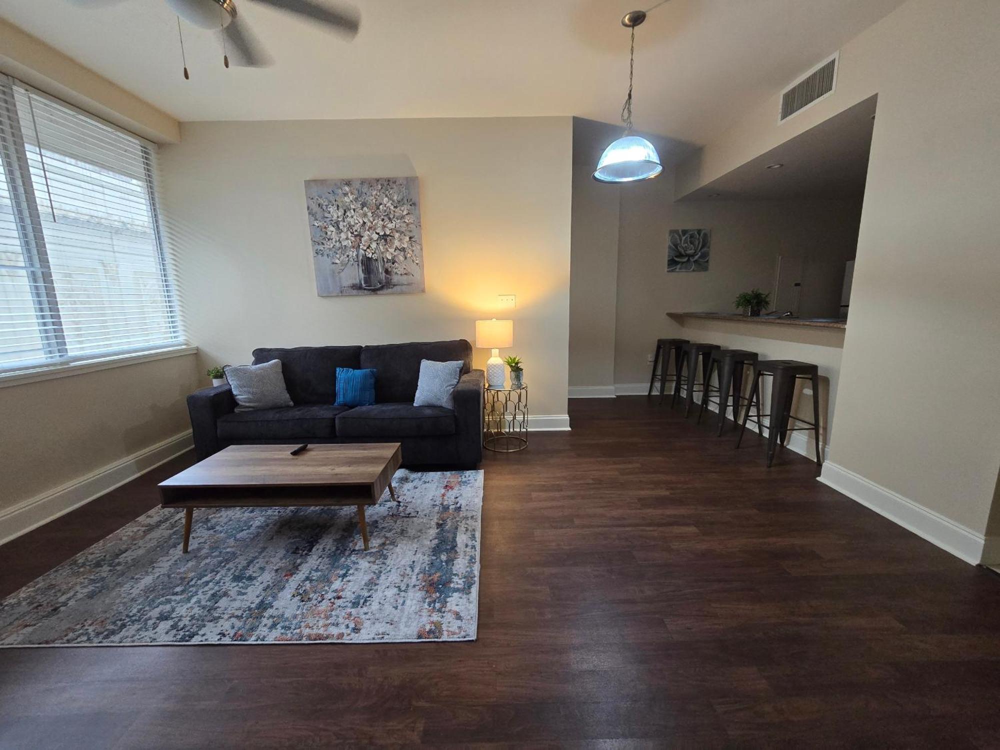 Amazing Condos Beautiful View 2 Blocks To French Quarter, Small Rooftop Pool, Gym, Seanger Theater, Super Dome, And Bourbon St New Orleans Oda fotoğraf