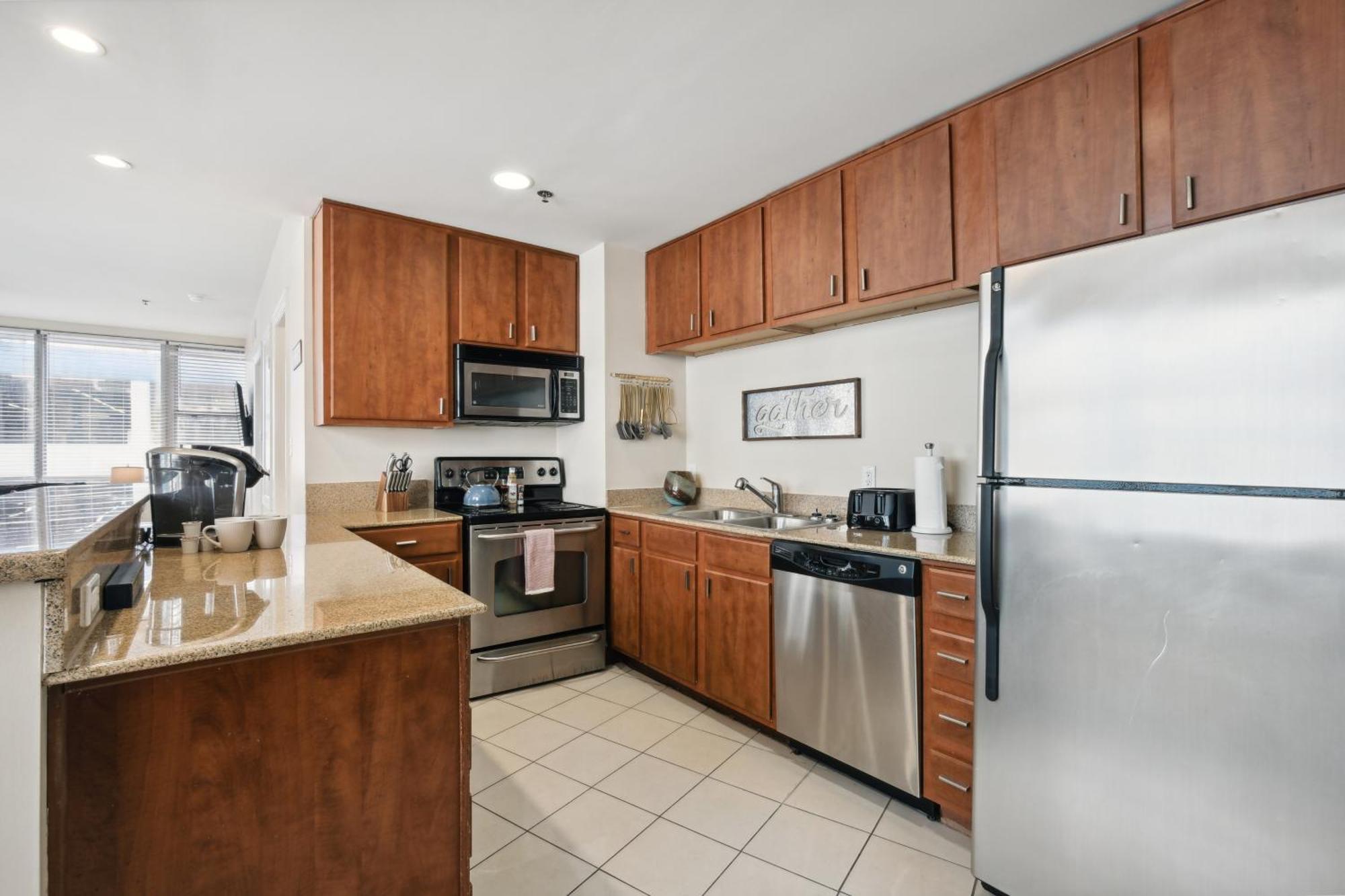 Amazing Condos Beautiful View 2 Blocks To French Quarter, Small Rooftop Pool, Gym, Seanger Theater, Super Dome, And Bourbon St New Orleans Oda fotoğraf