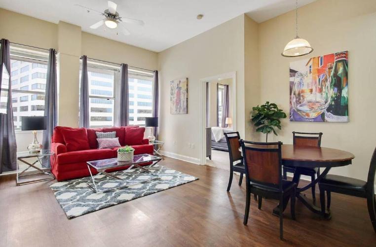 Amazing Condos Beautiful View 2 Blocks To French Quarter, Small Rooftop Pool, Gym, Seanger Theater, Super Dome, And Bourbon St New Orleans Dış mekan fotoğraf