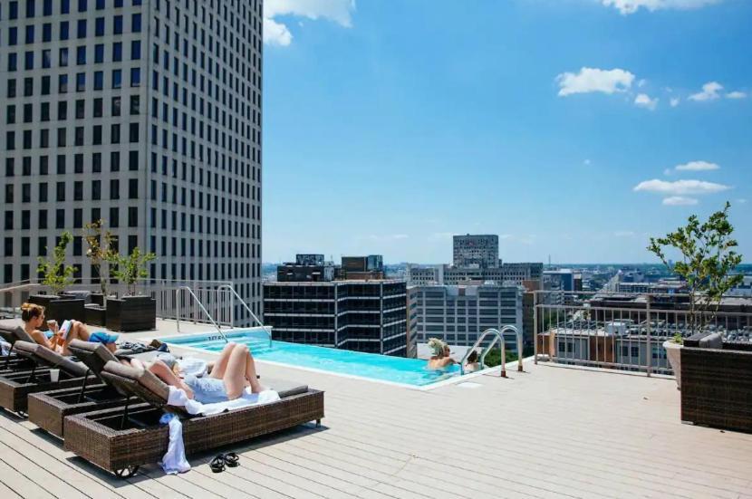 Amazing Condos Beautiful View 2 Blocks To French Quarter, Small Rooftop Pool, Gym, Seanger Theater, Super Dome, And Bourbon St New Orleans Dış mekan fotoğraf