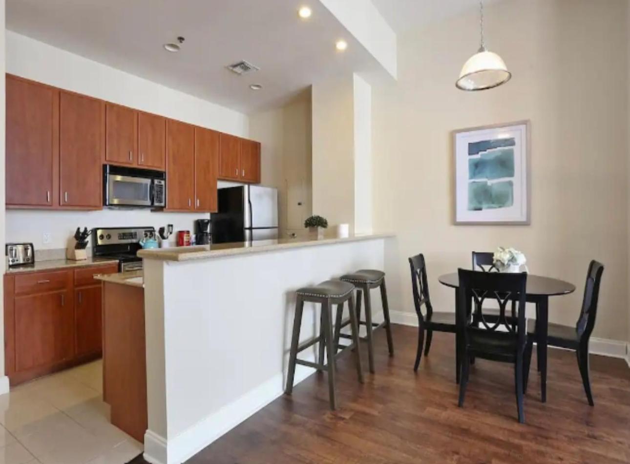 Amazing Condos Beautiful View 2 Blocks To French Quarter, Small Rooftop Pool, Gym, Seanger Theater, Super Dome, And Bourbon St New Orleans Dış mekan fotoğraf