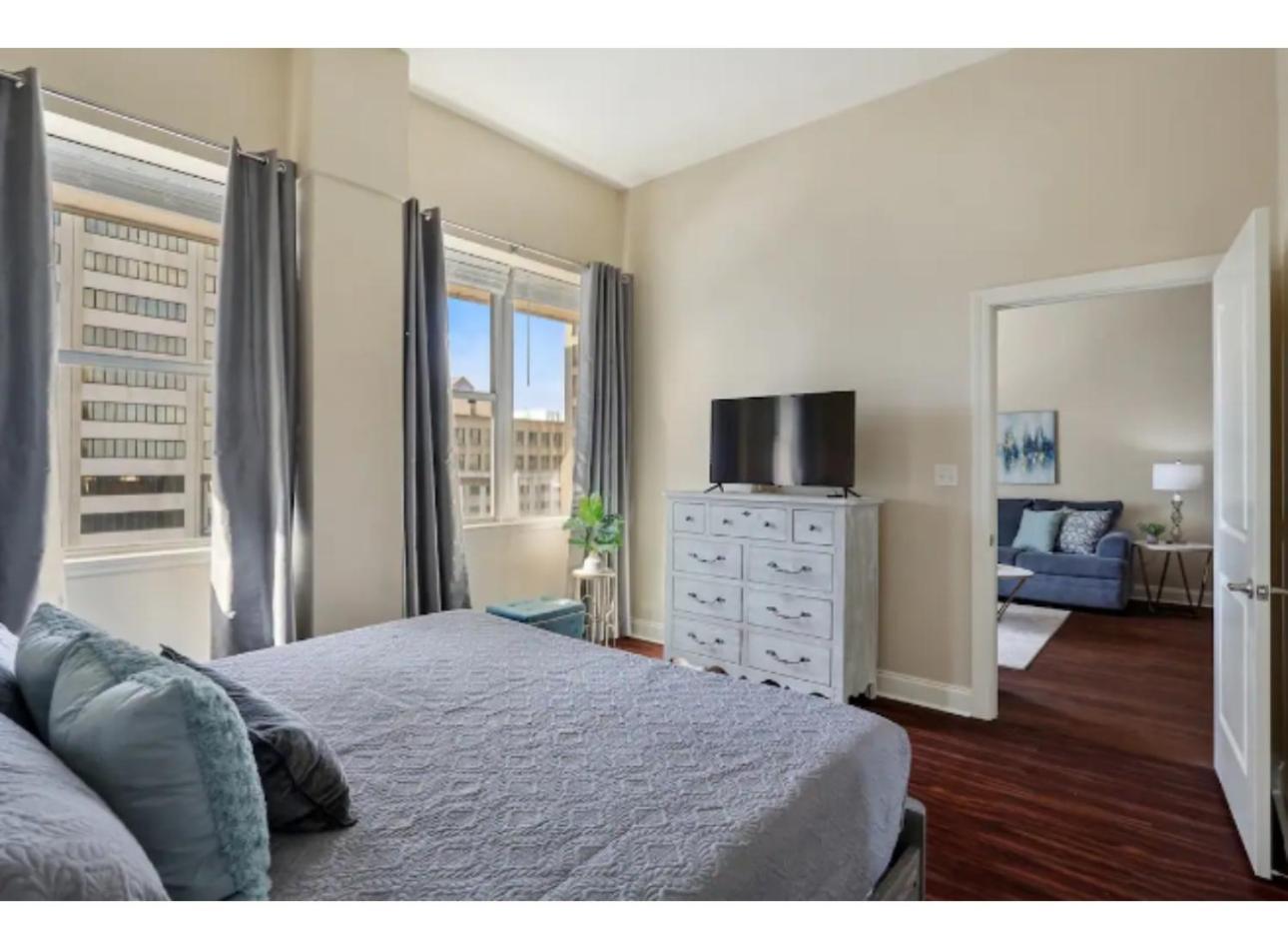 Amazing Condos Beautiful View 2 Blocks To French Quarter, Small Rooftop Pool, Gym, Seanger Theater, Super Dome, And Bourbon St New Orleans Oda fotoğraf